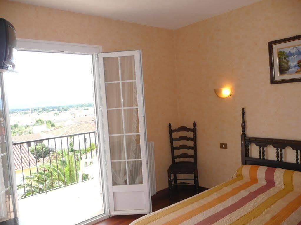 Hotel Le Belvedere Saint-Cyprien  Luaran gambar